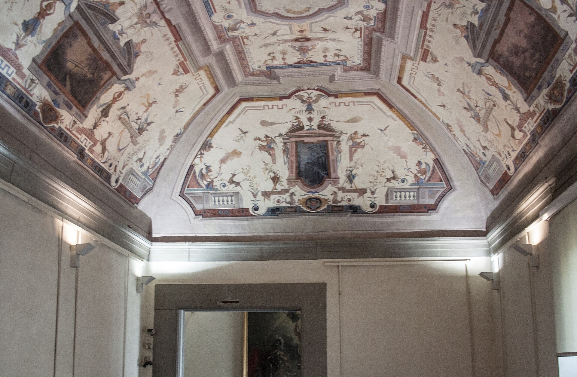 A frescoed grotesque vault above the entrance to the Vasari Corridor from the Uffizi Gallery